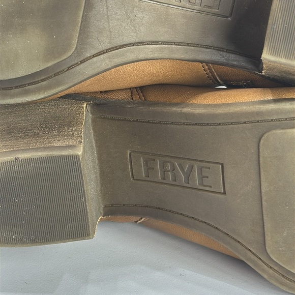 (P5) Frye Judith Cognac
Brown Leather Ankle Boot
3475044 Zip Closure Size 10M,W - Picture 11 of 14